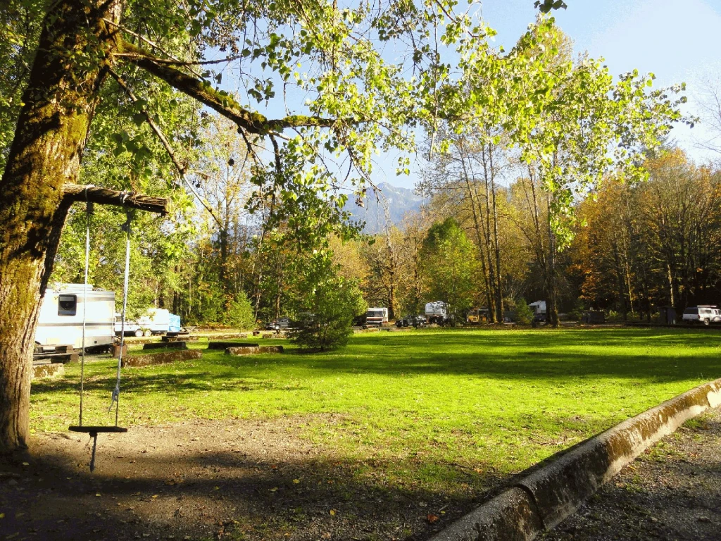 Photo: Recreation Sites and Trails BC. © Province of British Columbia, licensed under the Open Government Licence – British Columbia. Tamihi Creek