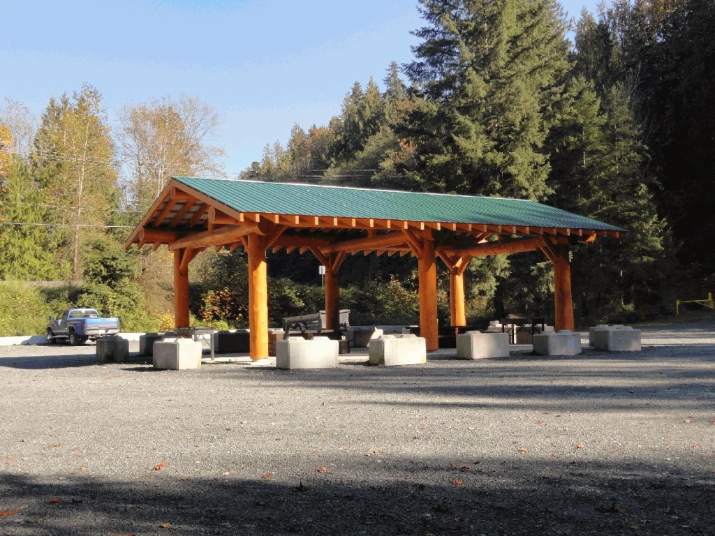 Photo: Recreation Sites and Trails BC. © Province of British Columbia, licensed under the Open Government Licence – British Columbia. Tamihi Creek, photo 4