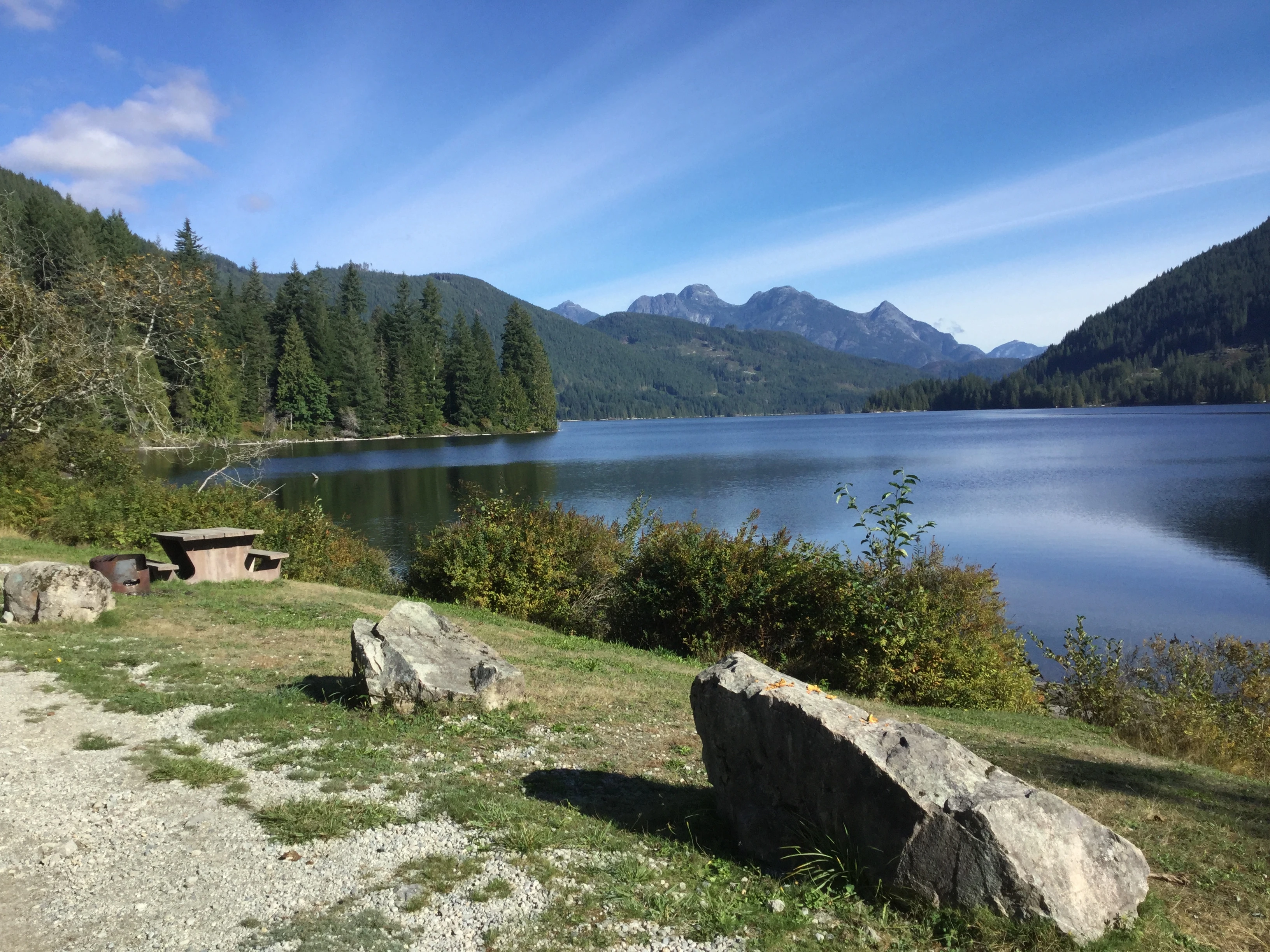 Photo: Recreation Sites and Trails BC. © Province of British Columbia, licensed under the Open Government Licence – British Columbia. Dodd Lake, photo 4