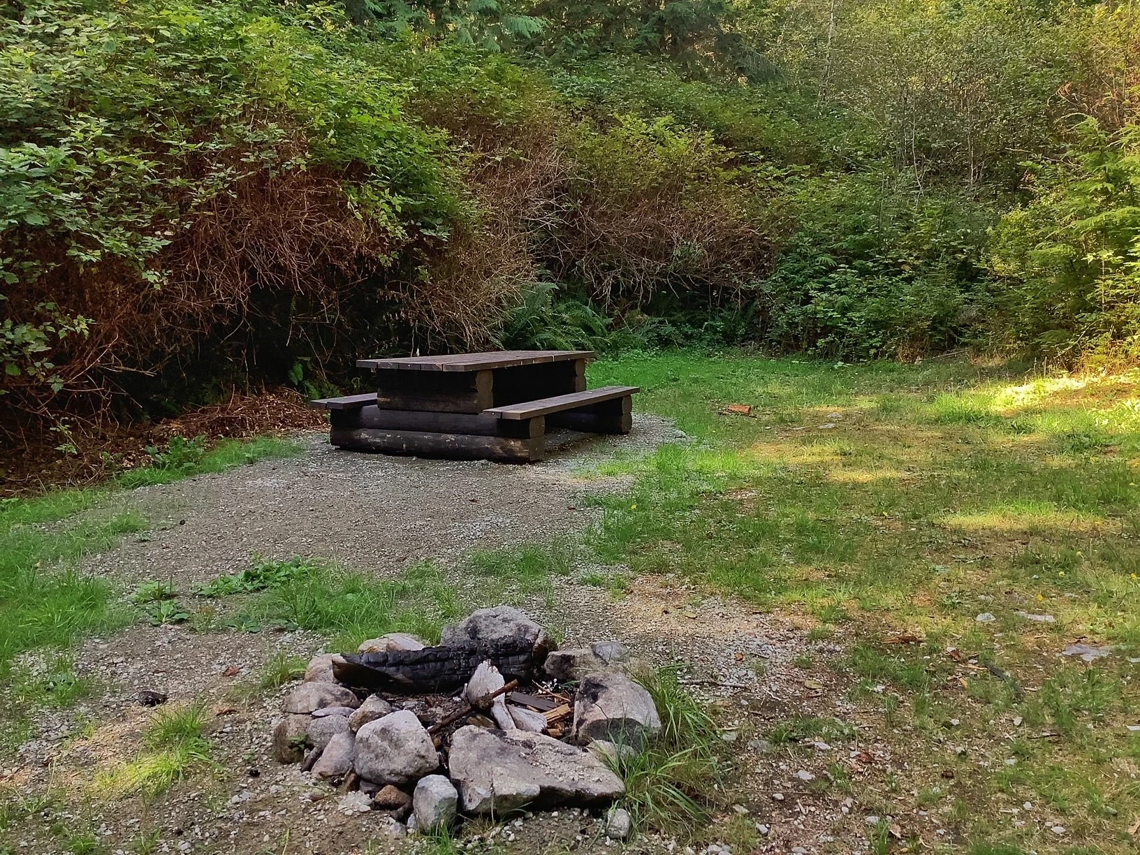Photo: Recreation Sites and Trails BC. © Province of British Columbia, licensed under the Open Government Licence – British Columbia. Khartoum Lake