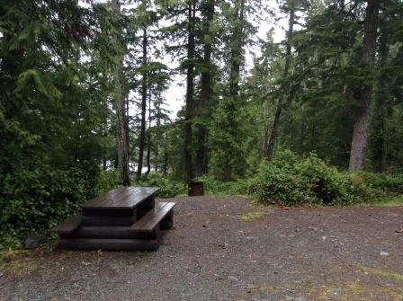 Photo: Recreation Sites and Trails BC. © Province of British Columbia, licensed under the Open Government Licence – British Columbia. Georgie Lake