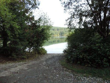 Photo: Recreation Sites and Trails BC. © Province of British Columbia, licensed under the Open Government Licence – British Columbia. Mohun Lake