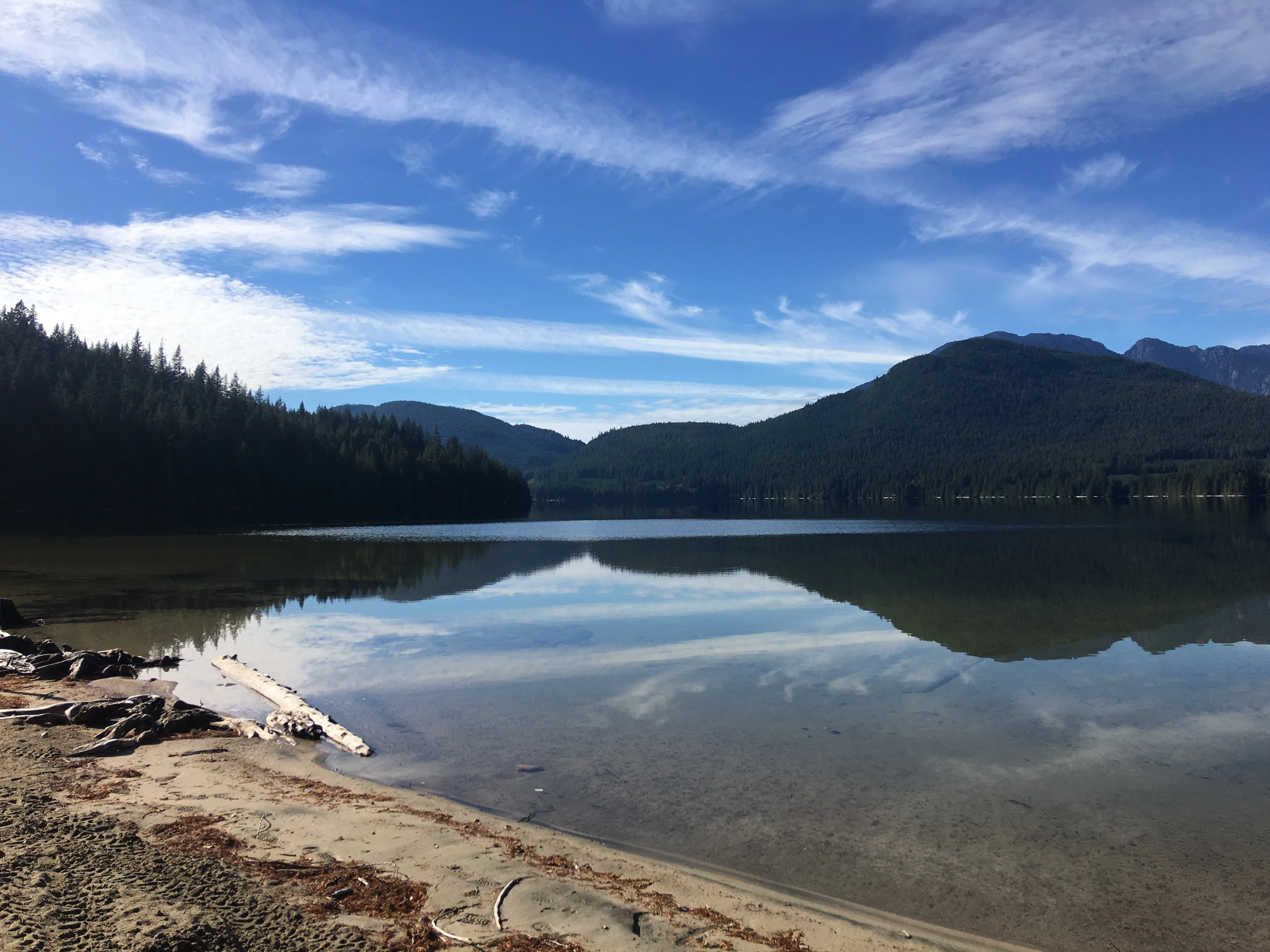 Photo: Recreation Sites and Trails BC. © Province of British Columbia, licensed under the Open Government Licence – British Columbia. Pye Beach, photo 10