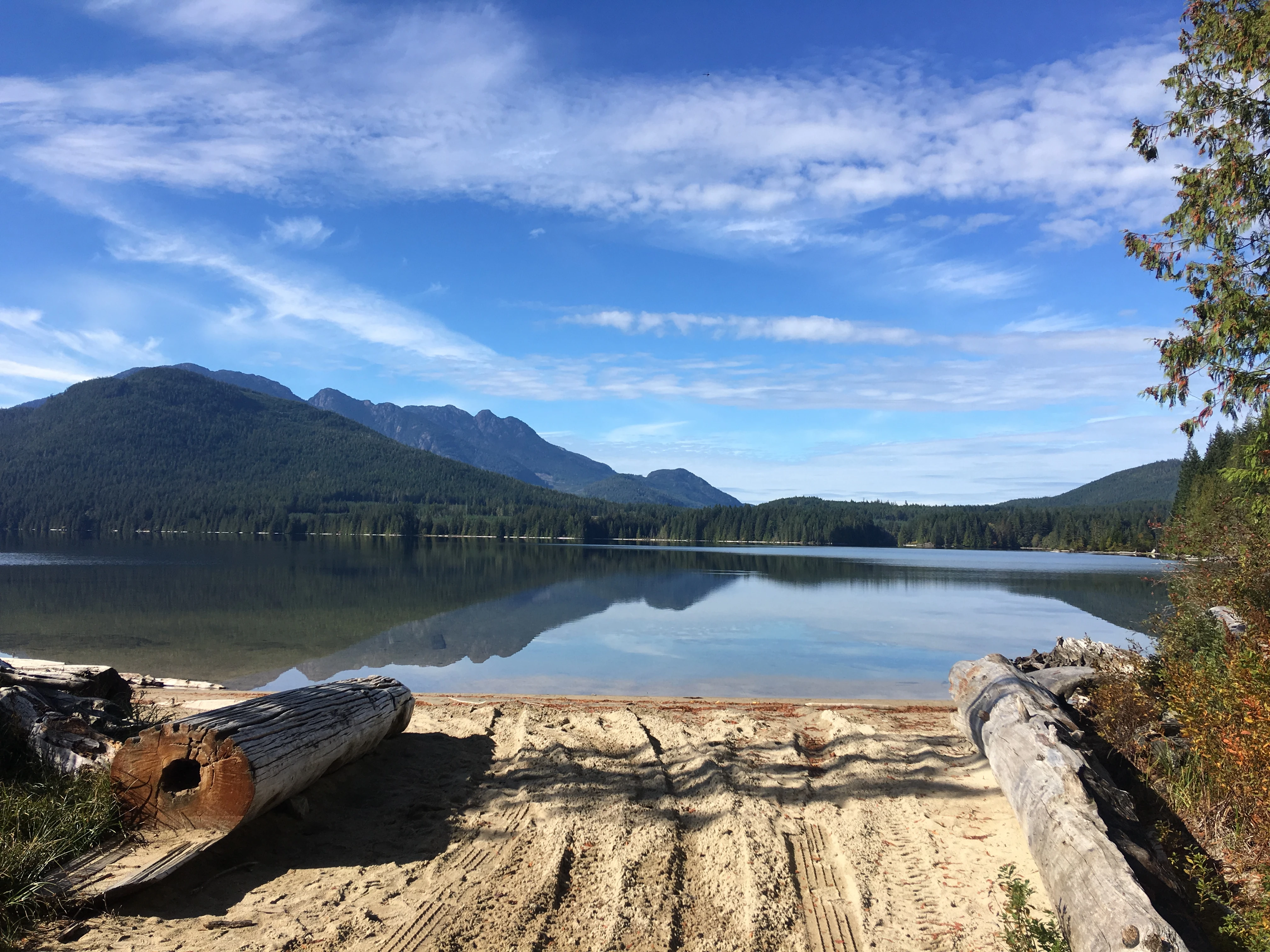 Photo: Recreation Sites and Trails BC. © Province of British Columbia, licensed under the Open Government Licence – British Columbia. Pye Beach, photo 9