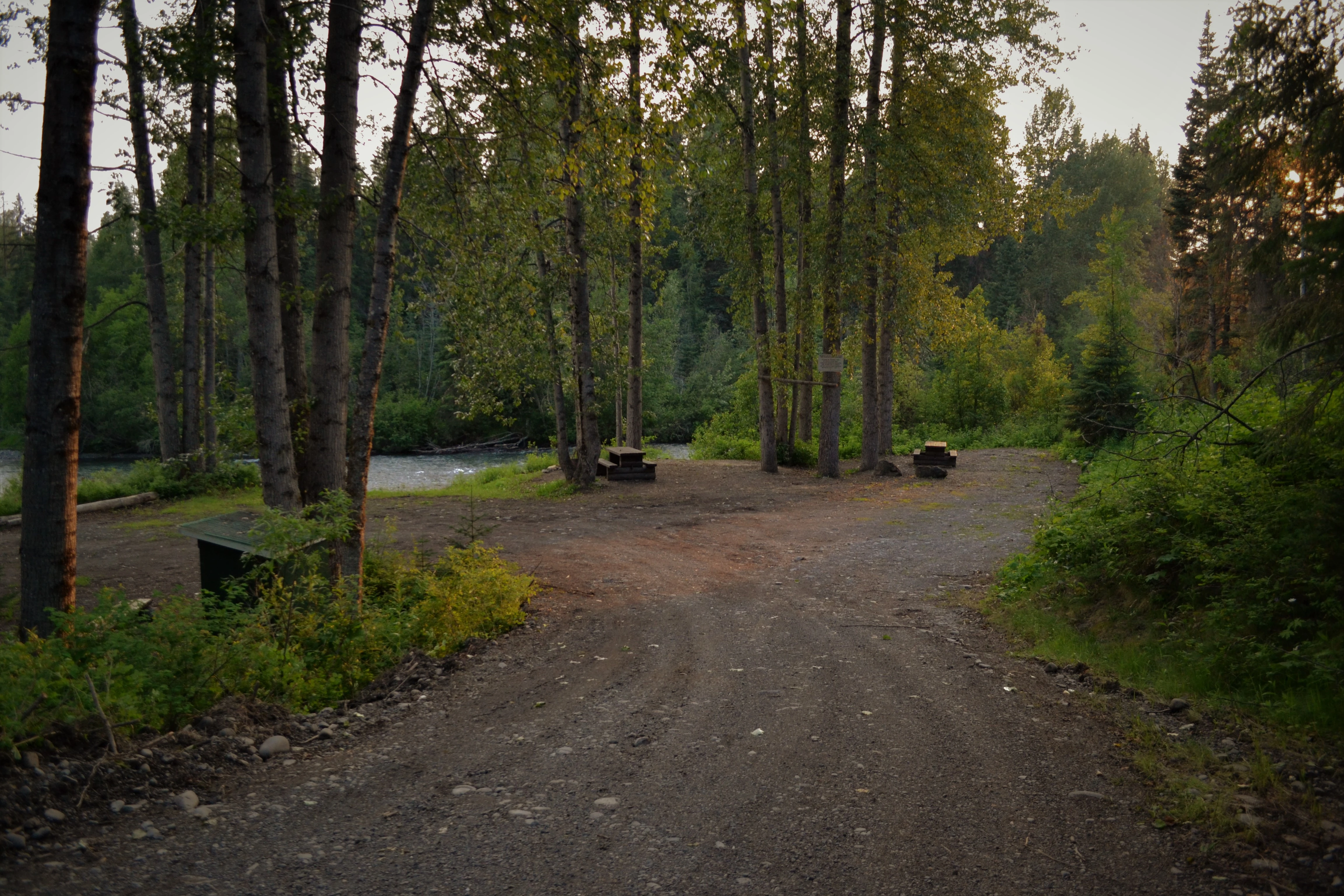Photo: Recreation Sites and Trails BC. © Province of British Columbia, licensed under the Open Government Licence – British Columbia. Sweetin River, photo 7