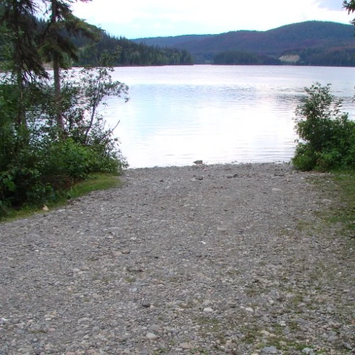 Tacheeda Lakes Middle