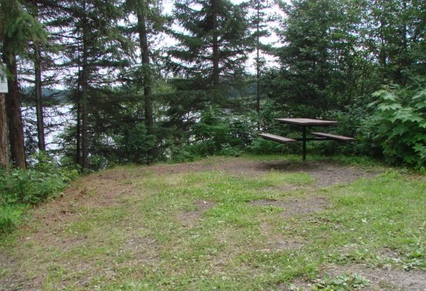 Photo: Recreation Sites and Trails BC. © Province of British Columbia, licensed under the Open Government Licence – British Columbia. Mackenzie Lakes, photo 2