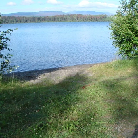 Photo: Recreation Sites and Trails BC. © Province of British Columbia, licensed under the Open Government Licence – British Columbia. Burden Lake, photo 2