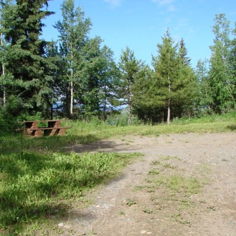 Photo: Recreation Sites and Trails BC. © Province of British Columbia, licensed under the Open Government Licence – British Columbia. Burden Lake, photo 4