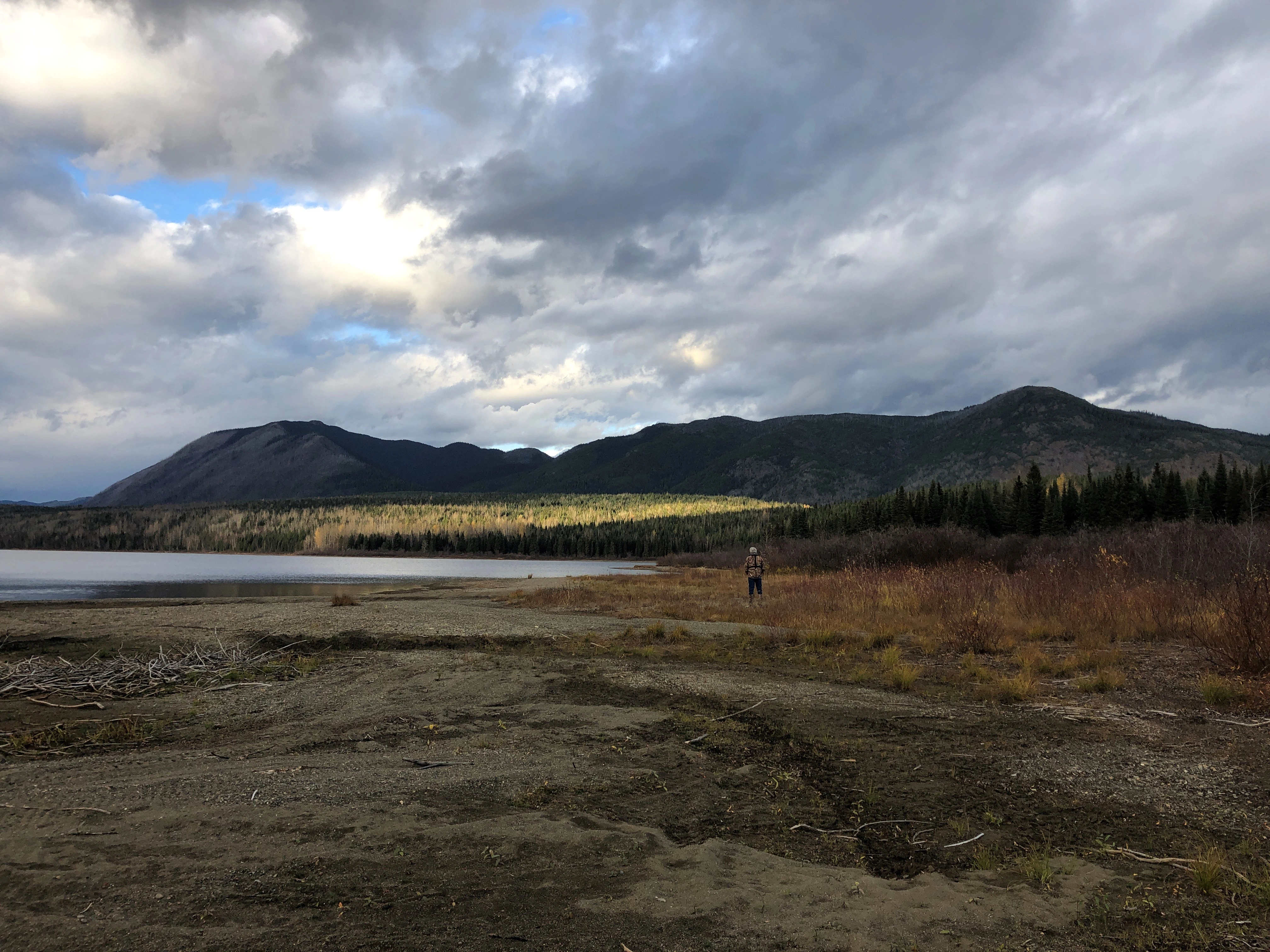 Photo: Recreation Sites and Trails BC. © Province of British Columbia, licensed under the Open Government Licence – British Columbia. Stony Lake East