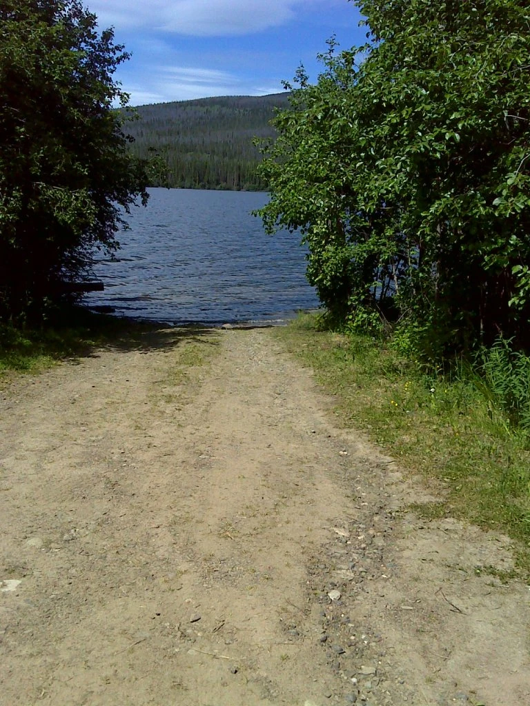 Photo: Recreation Sites and Trails BC. © Province of British Columbia, licensed under the Open Government Licence – British Columbia. Kuyakuz Lake, photo 4
