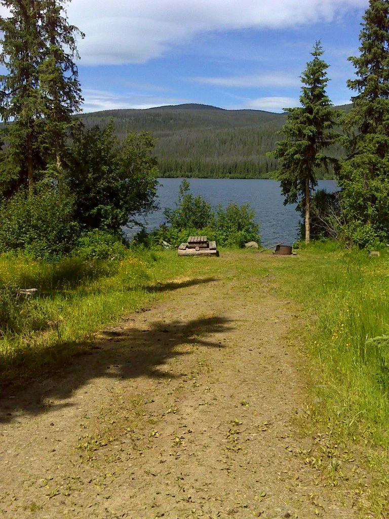 Photo: Recreation Sites and Trails BC. © Province of British Columbia, licensed under the Open Government Licence – British Columbia. Kuyakuz Lake, photo 3