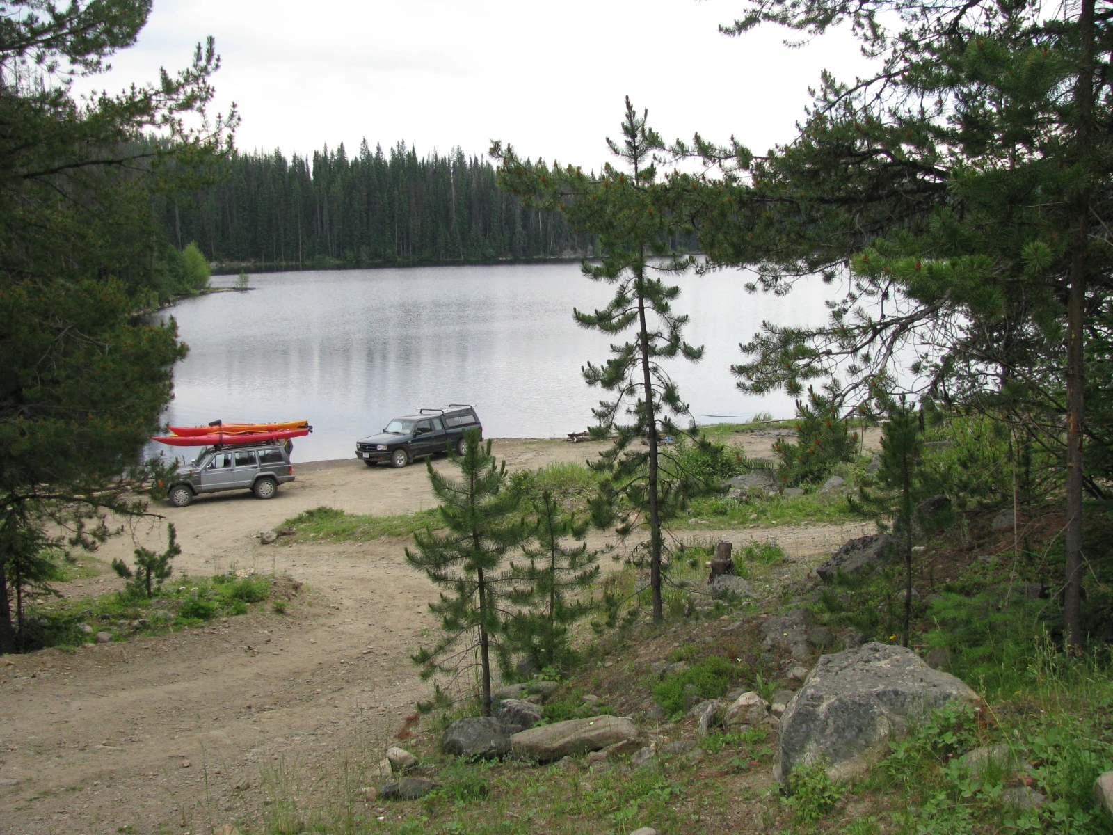 Photo: Recreation Sites and Trails BC. © Province of British Columbia, licensed under the Open Government Licence – British Columbia. King Edward Lake North, photo 4