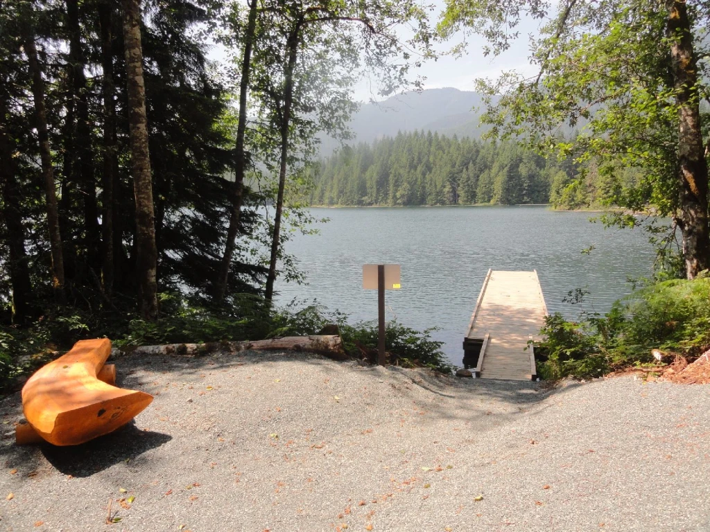 Photo: Recreation Sites and Trails BC. © Province of British Columbia, licensed under the Open Government Licence – British Columbia. Weaver Lake Group Site, photo 9