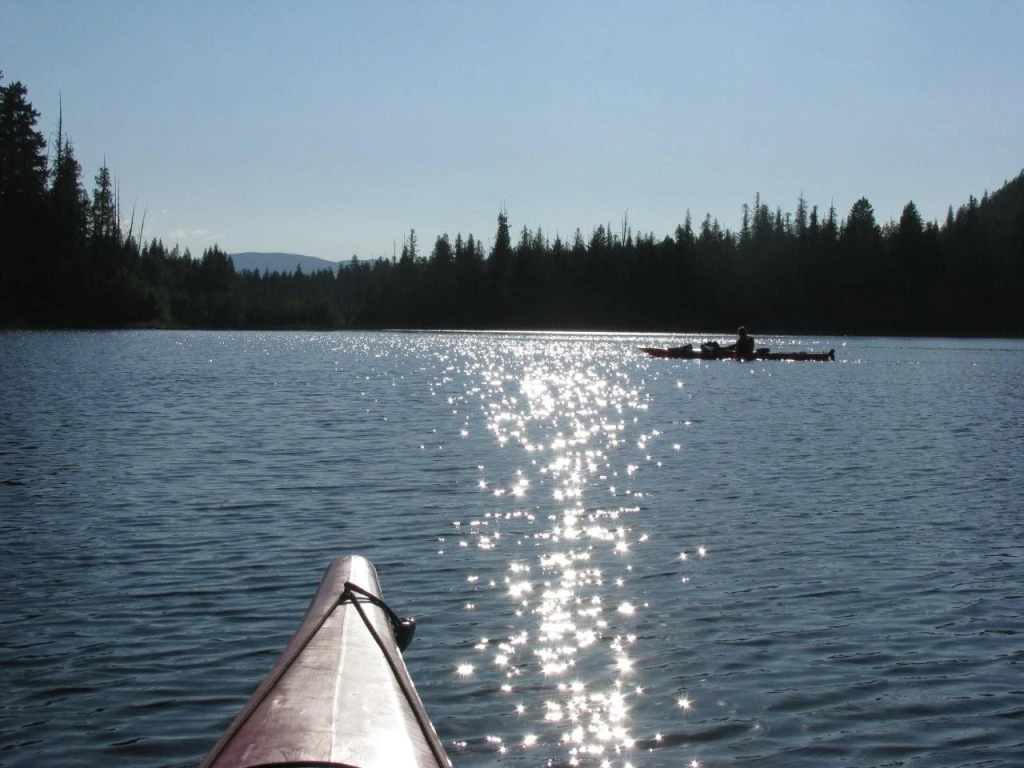 Photo: Recreation Sites and Trails BC. © Province of British Columbia, licensed under the Open Government Licence – British Columbia. Hidden Lake, photo 14