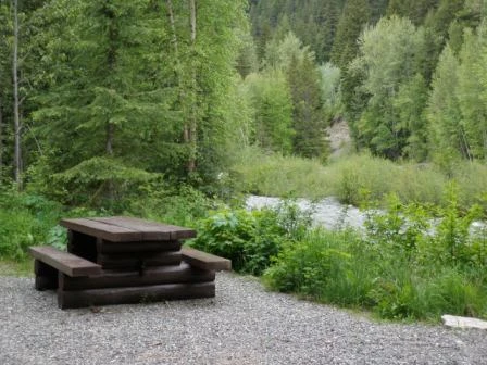 Photo: Recreation Sites and Trails BC. © Province of British Columbia, licensed under the Open Government Licence – British Columbia. Gott Creek, photo 3