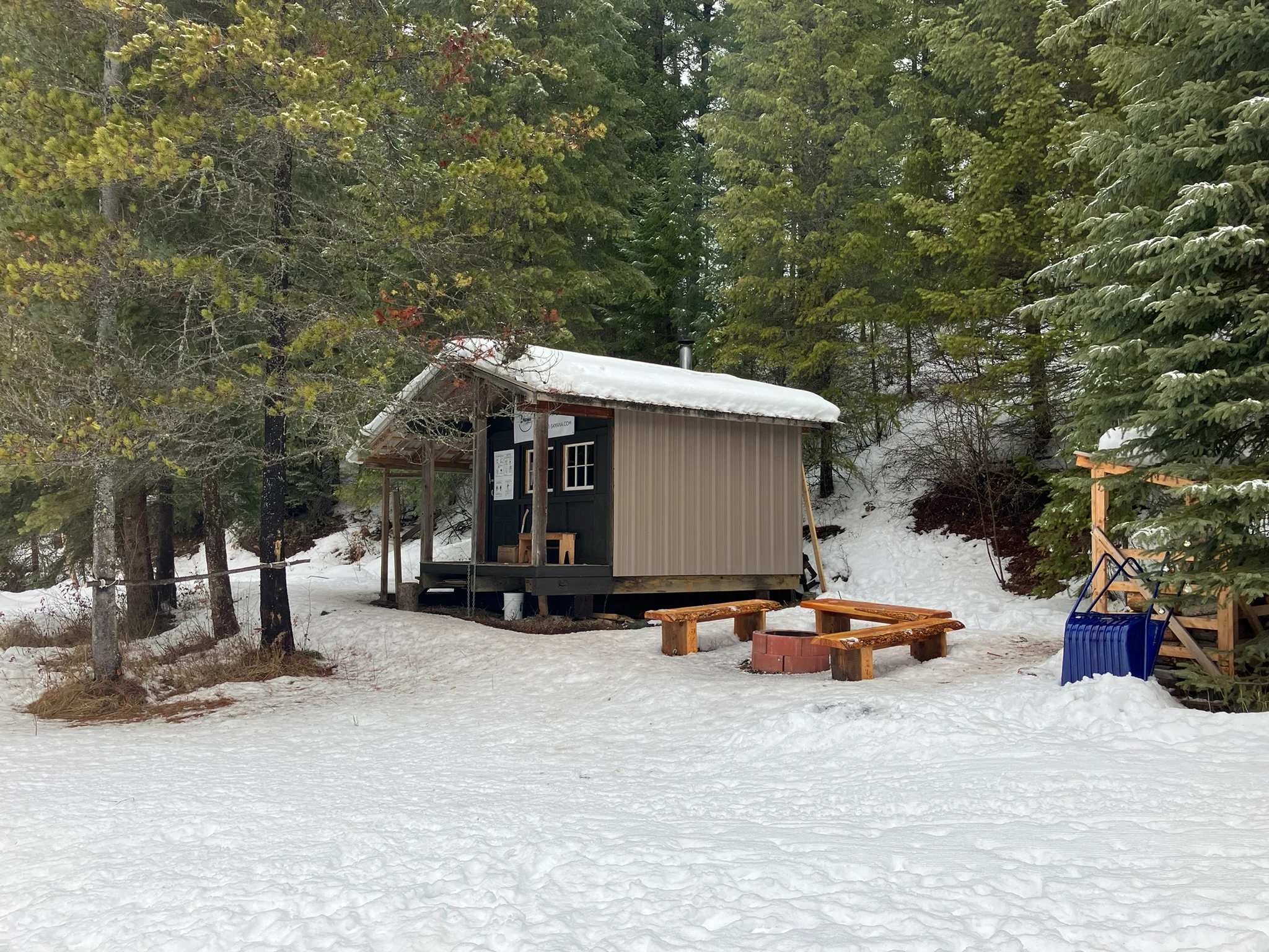 Photo: Recreation Sites and Trails BC. © Province of British Columbia, licensed under the Open Government Licence – British Columbia. Skmana Lake Trail Network, photo 2