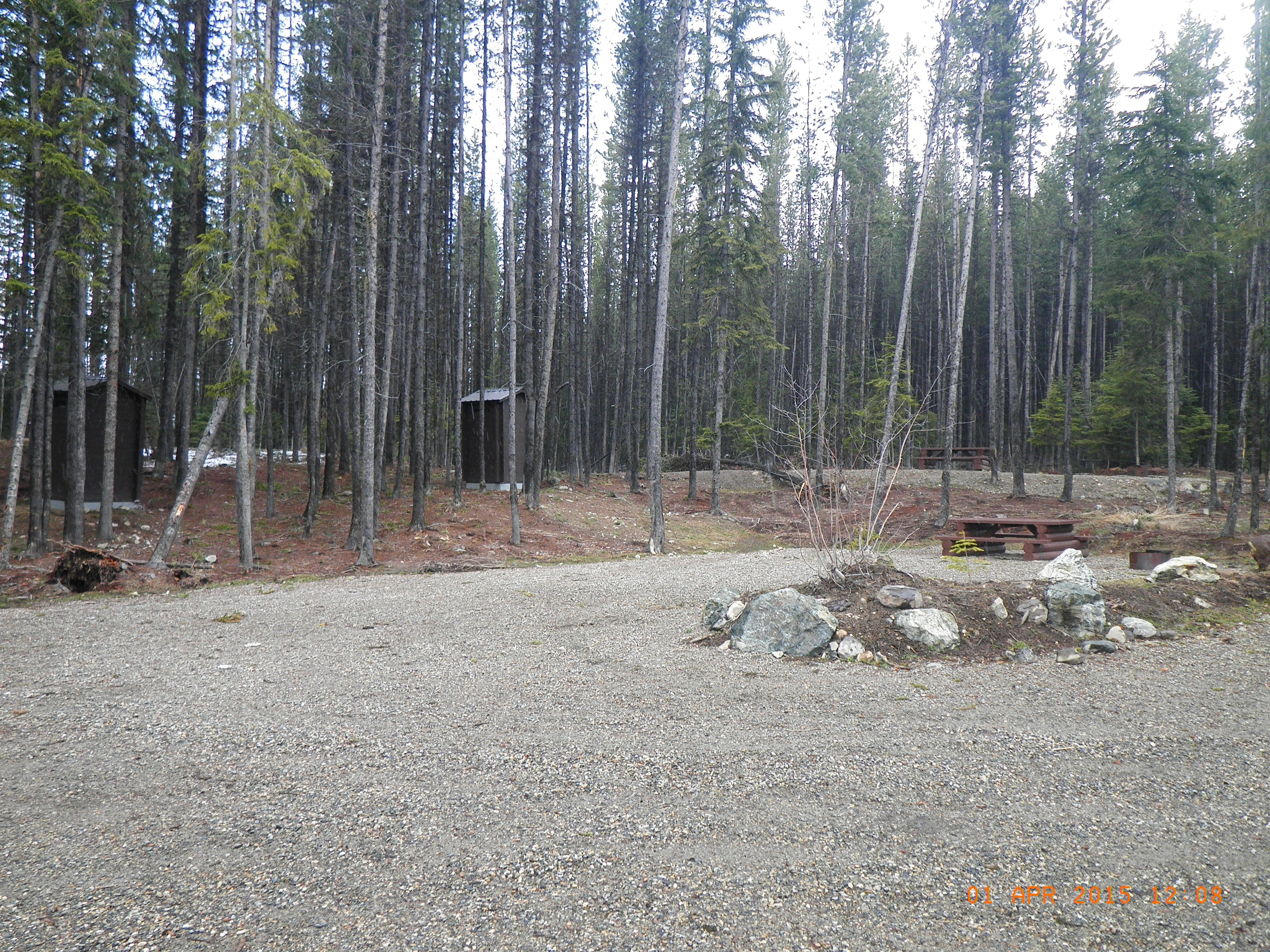 Photo: Recreation Sites and Trails BC. © Province of British Columbia, licensed under the Open Government Licence – British Columbia. Specs Lakes, photo 6