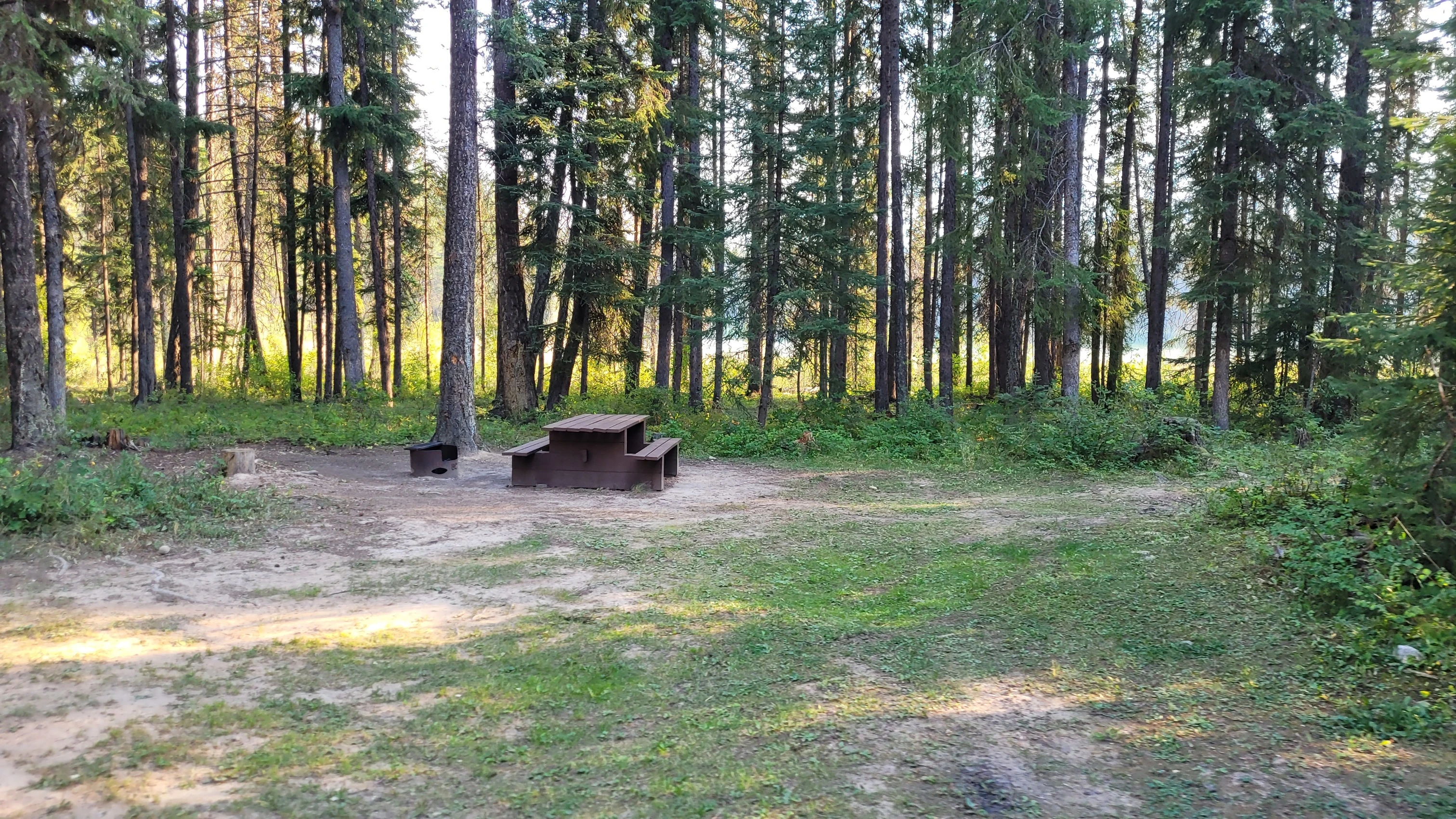 Photo: Recreation Sites and Trails BC. © Province of British Columbia, licensed under the Open Government Licence – British Columbia. Halgrave Lakes, photo 4
