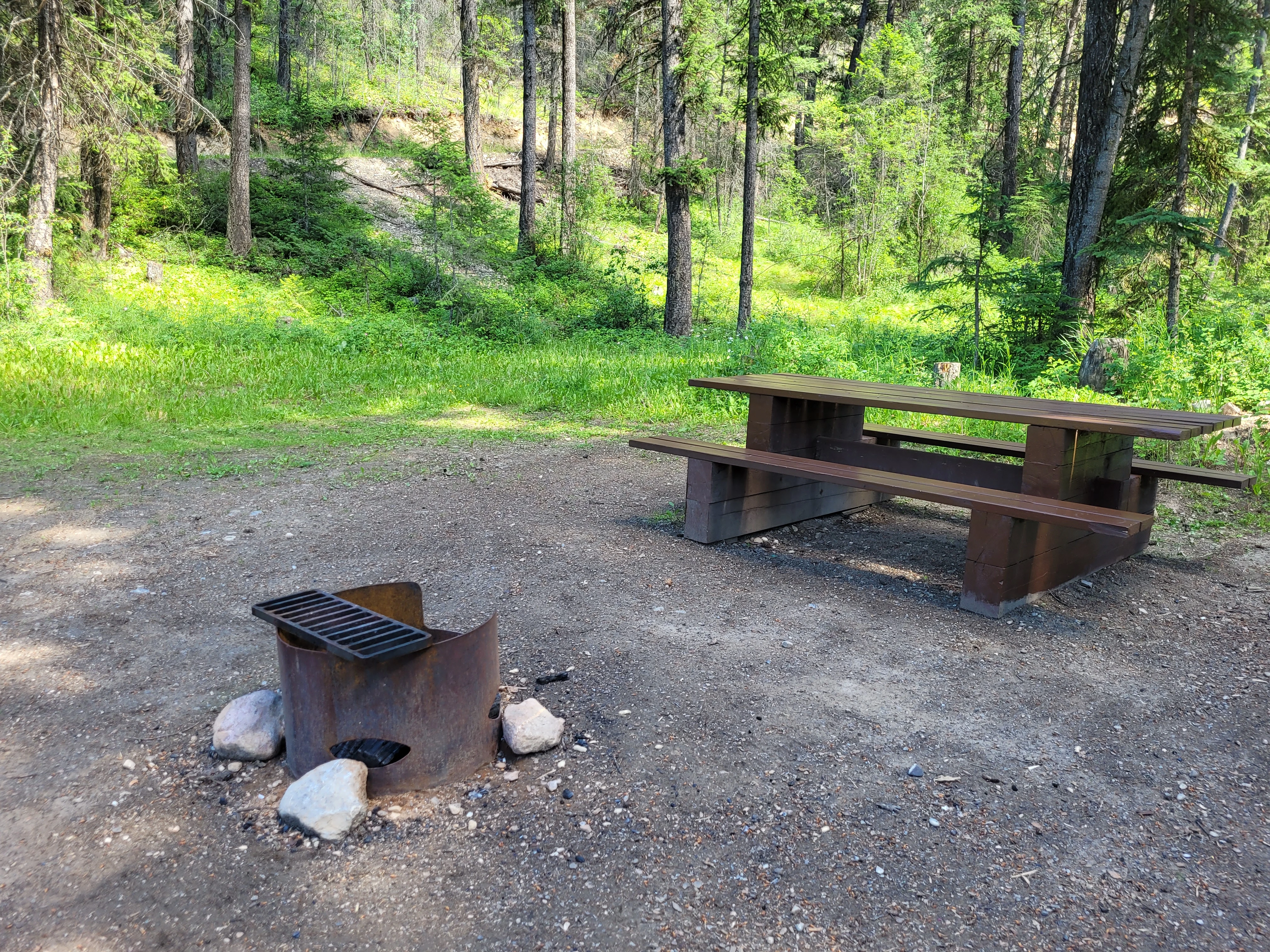 Photo: Recreation Sites and Trails BC. © Province of British Columbia, licensed under the Open Government Licence – British Columbia. Halgrave Lakes, photo 3