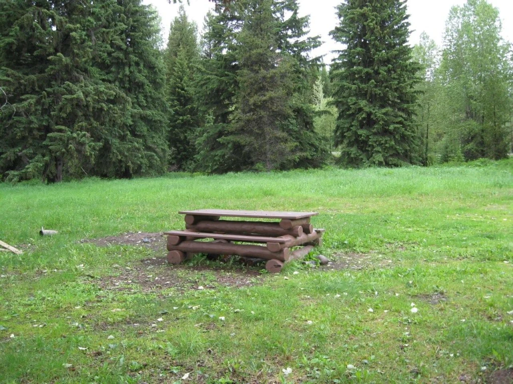 Photo: Recreation Sites and Trails BC. © Province of British Columbia, licensed under the Open Government Licence – British Columbia. Sage Creek