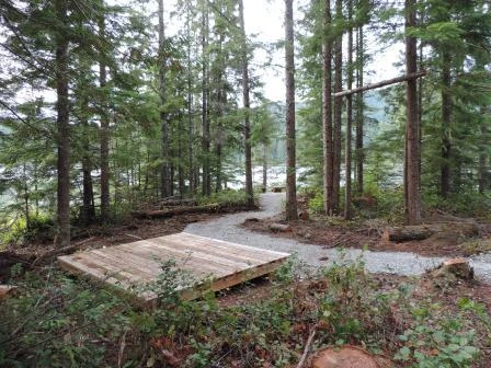 Photo: Recreation Sites and Trails BC. © Province of British Columbia, licensed under the Open Government Licence – British Columbia. Blackwater Point, photo 2
