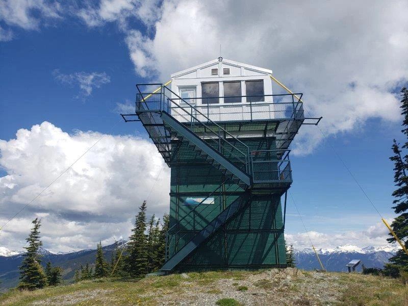 Photo: Recreation Sites and Trails BC. © Province of British Columbia, licensed under the Open Government Licence – British Columbia. Buchanan Lookout, photo 3