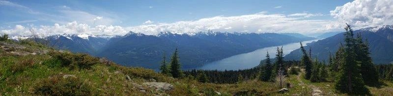 Photo: Recreation Sites and Trails BC. © Province of British Columbia, licensed under the Open Government Licence – British Columbia. Buchanan Lookout