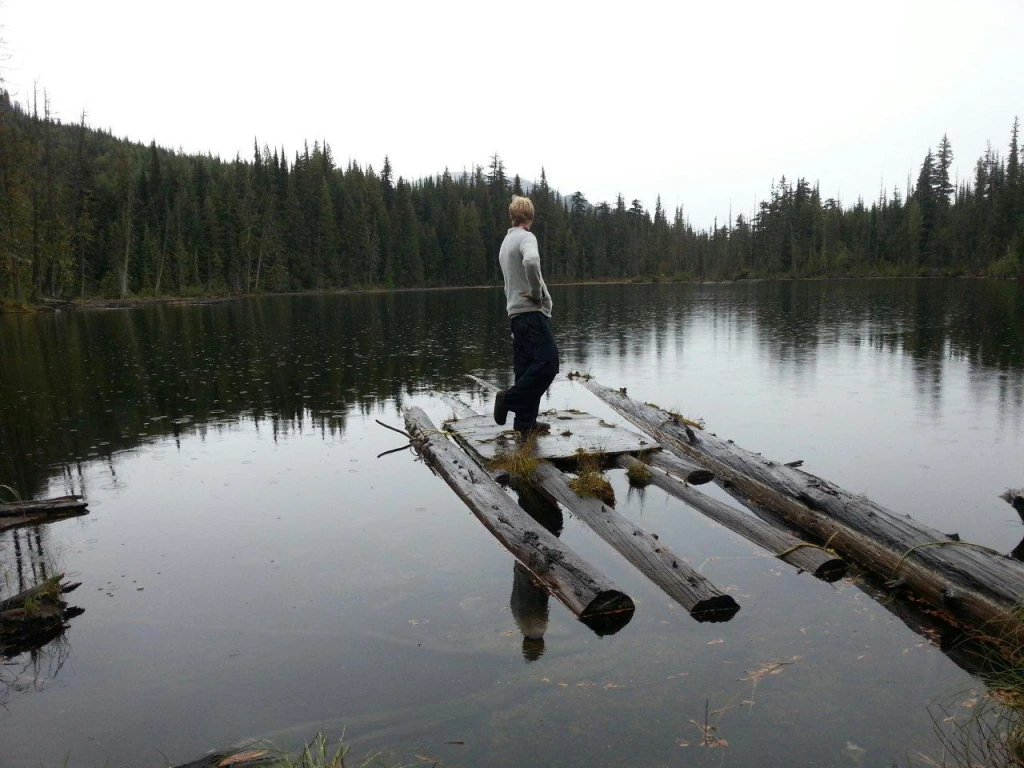 Photo: Recreation Sites and Trails BC. © Province of British Columbia, licensed under the Open Government Licence – British Columbia. Milford Lake, photo 6