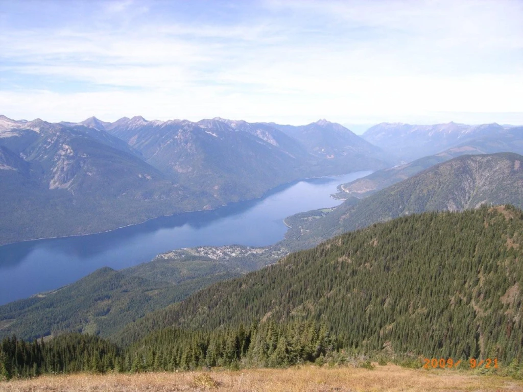 Photo: Recreation Sites and Trails BC. © Province of British Columbia, licensed under the Open Government Licence – British Columbia. Idaho Peak, photo 5