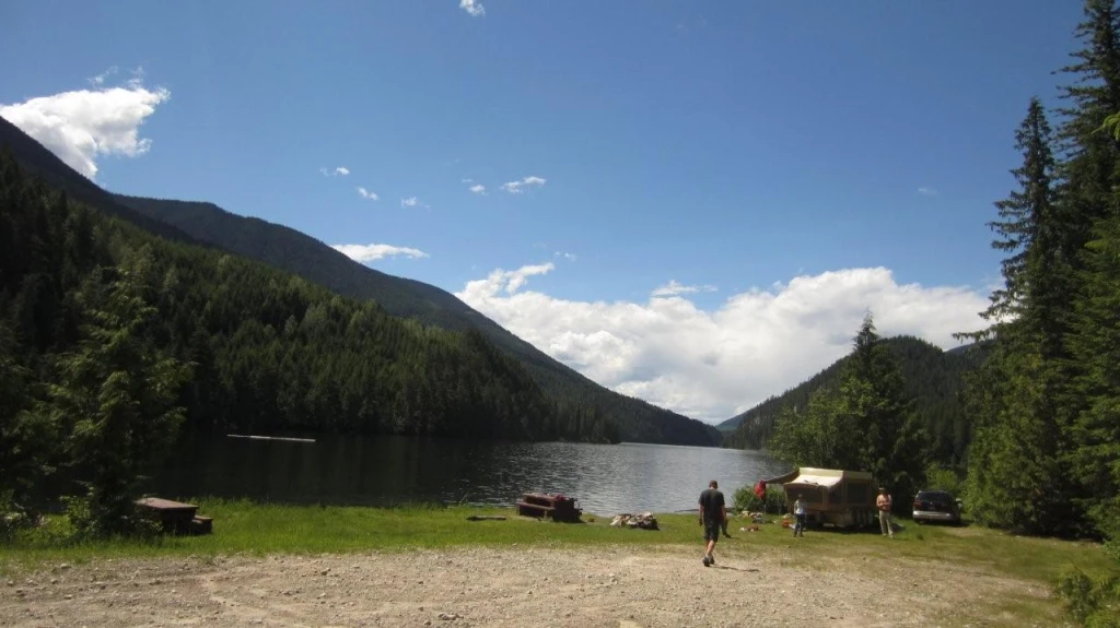Photo: Recreation Sites and Trails BC. © Province of British Columbia, licensed under the Open Government Licence – British Columbia. Wilson Lake East