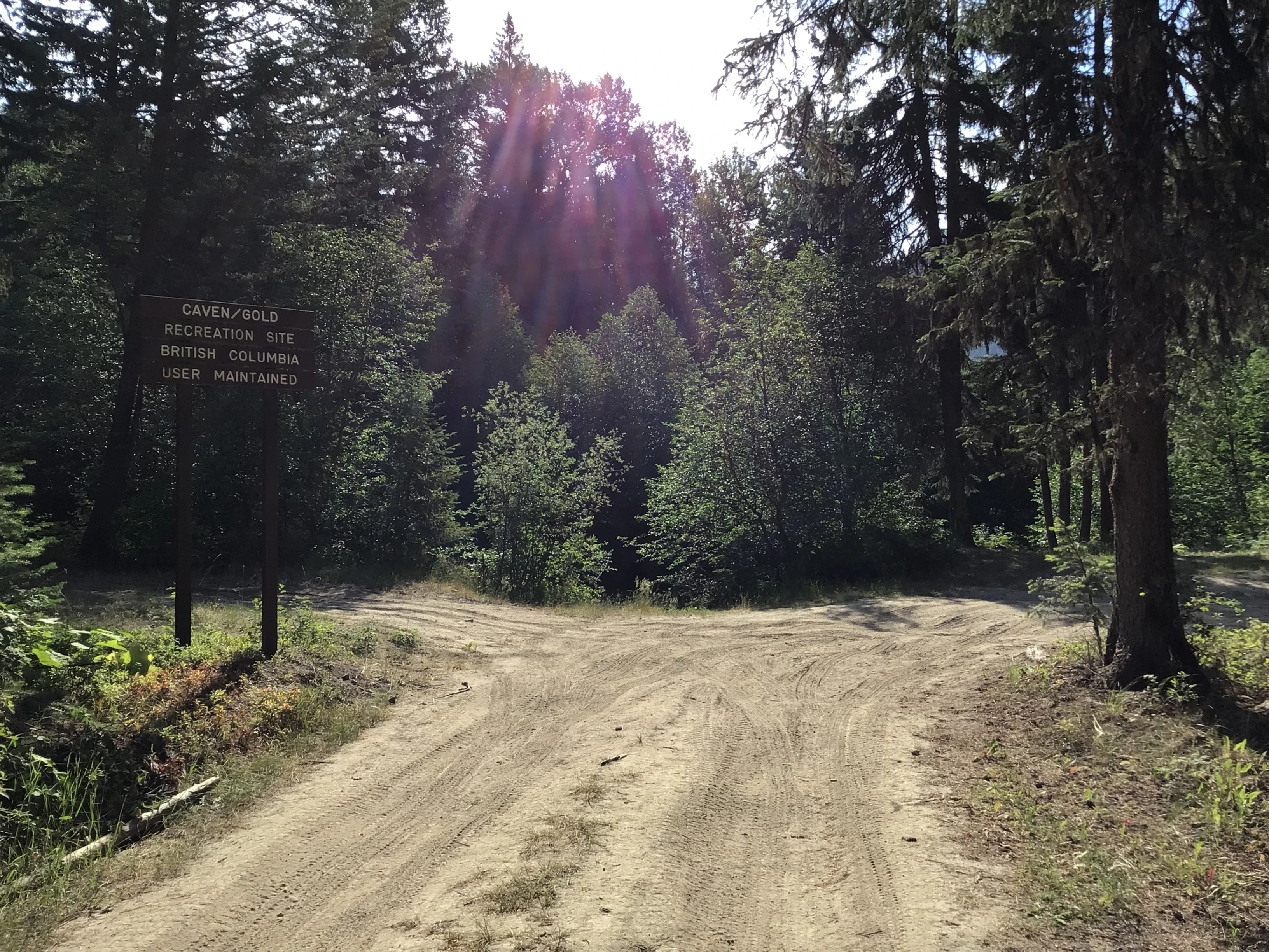 Photo: Recreation Sites and Trails BC. © Province of British Columbia, licensed under the Open Government Licence – British Columbia. Caven/Gold Creek