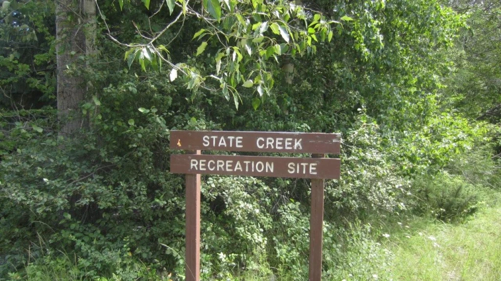 Photo: Recreation Sites and Trails BC. © Province of British Columbia, licensed under the Open Government Licence – British Columbia. State Creek, photo 2