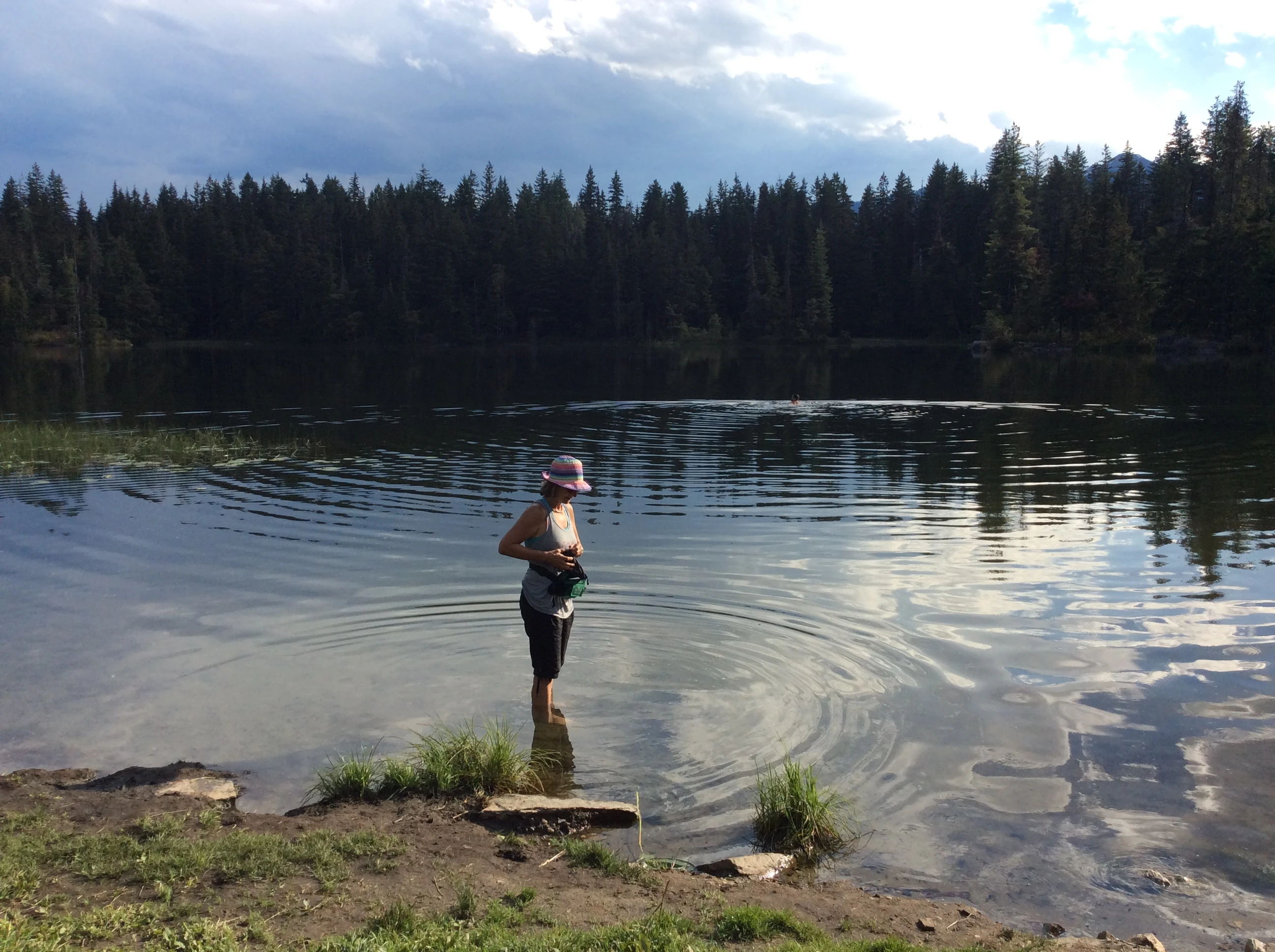 Photo: Recreation Sites and Trails BC. © Province of British Columbia, licensed under the Open Government Licence – British Columbia. Echo Lake, photo 16