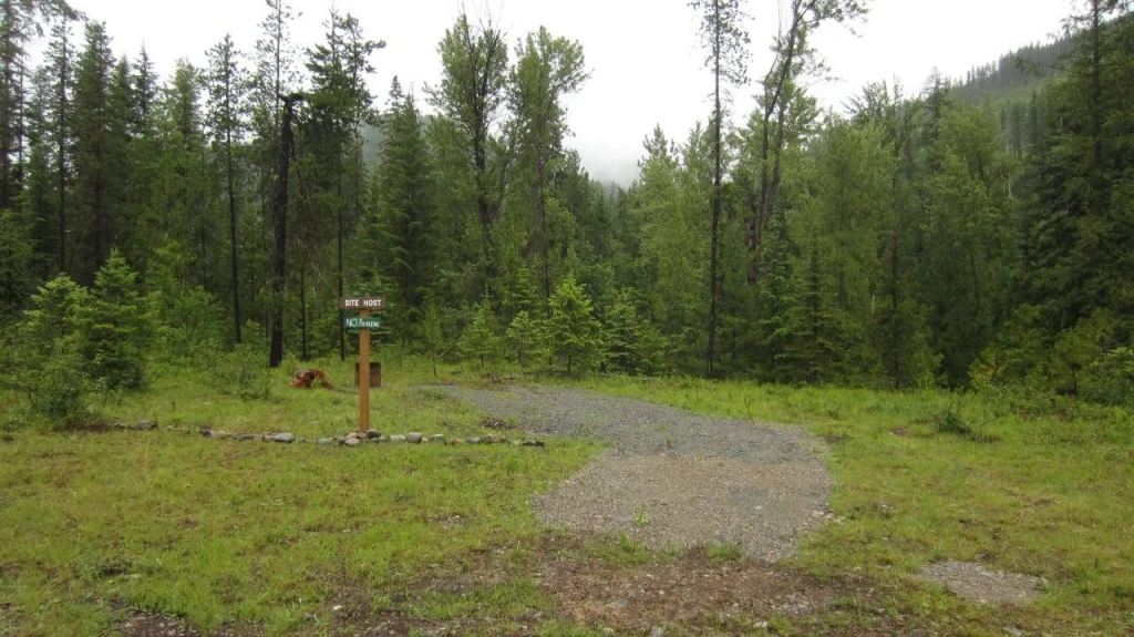 Photo: Recreation Sites and Trails BC. © Province of British Columbia, licensed under the Open Government Licence – British Columbia. Goat River Canyon, photo 4