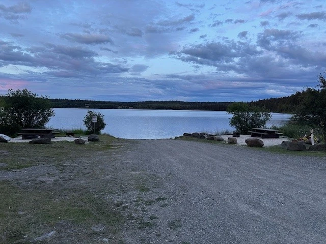 Photo: Recreation Sites and Trails BC. © Province of British Columbia, licensed under the Open Government Licence – British Columbia. Dugan Lake, photo 1
