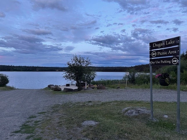 Photo: Recreation Sites and Trails BC. © Province of British Columbia, licensed under the Open Government Licence – British Columbia. Dugan Lake, photo 5