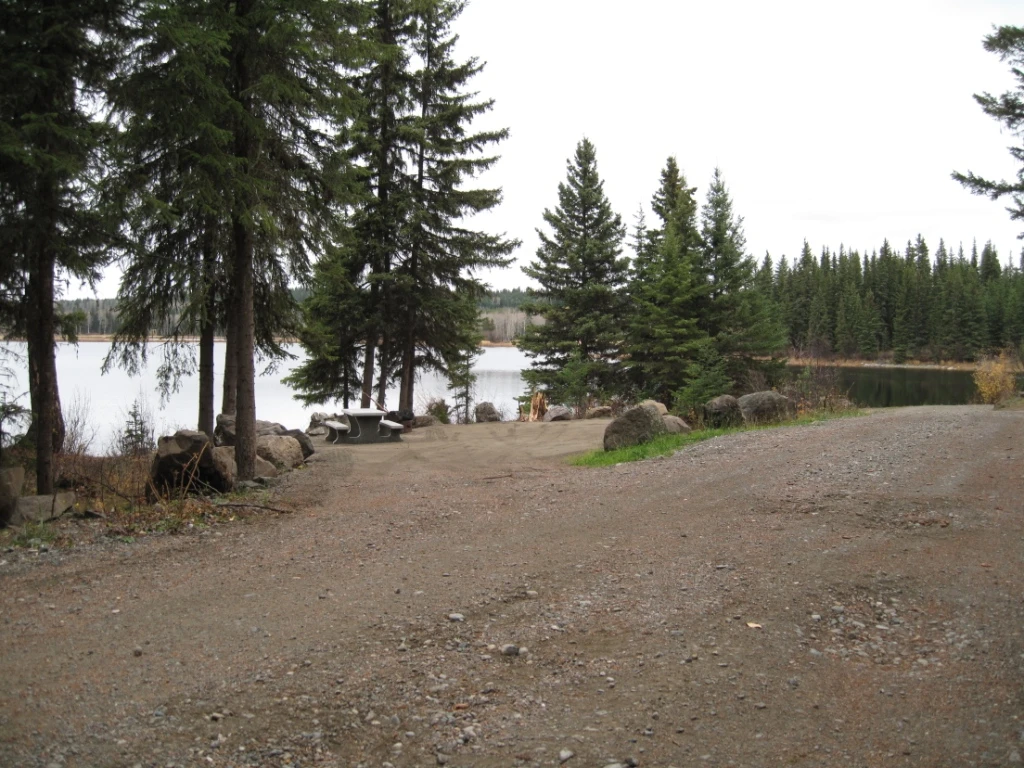 Photo: Recreation Sites and Trails BC. © Province of British Columbia, licensed under the Open Government Licence – British Columbia. Dugan Lake, photo 4