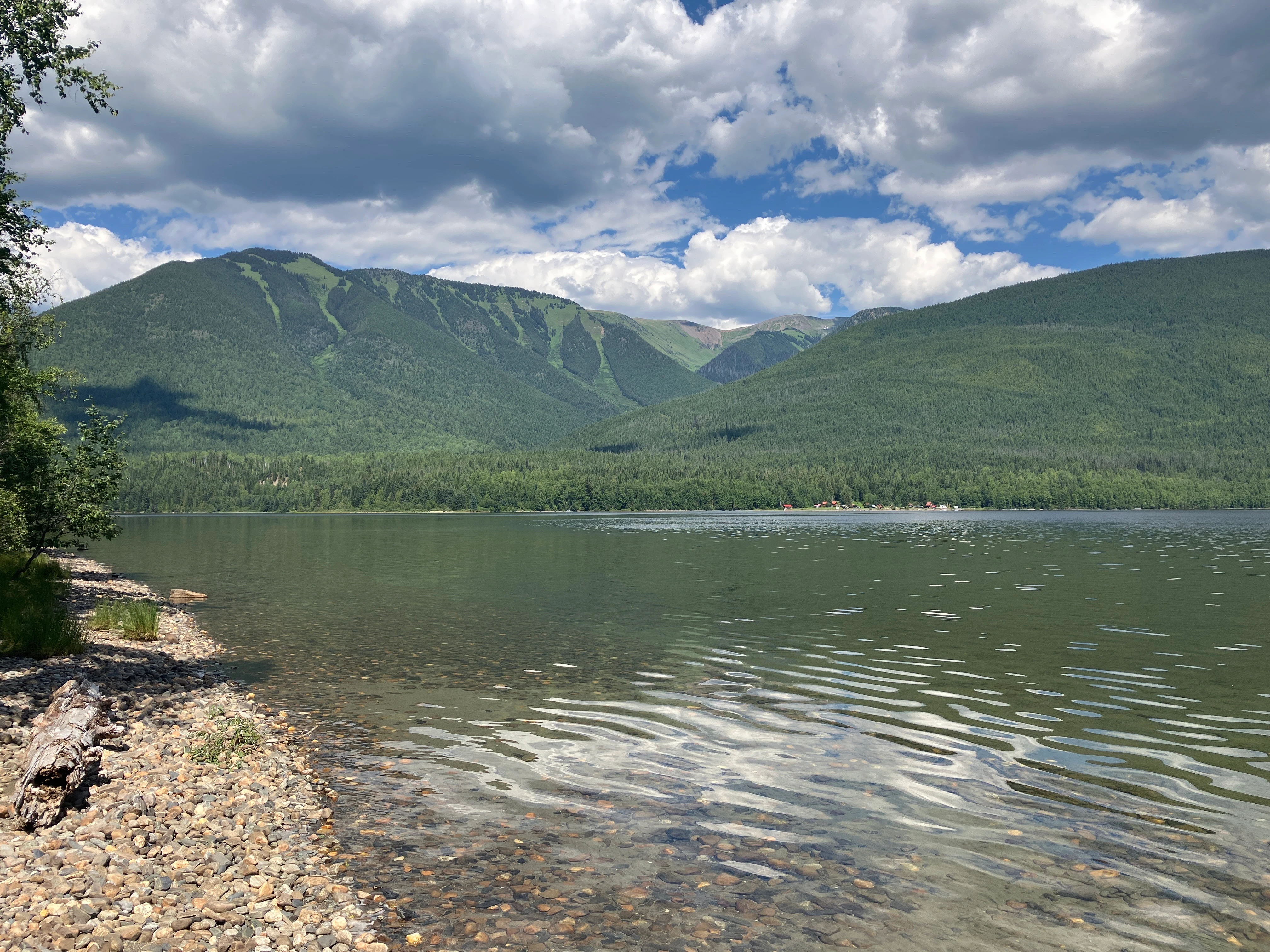 Photo: Recreation Sites and Trails BC. © Province of British Columbia, licensed under the Open Government Licence – British Columbia. Crooked Lake South, photo 12