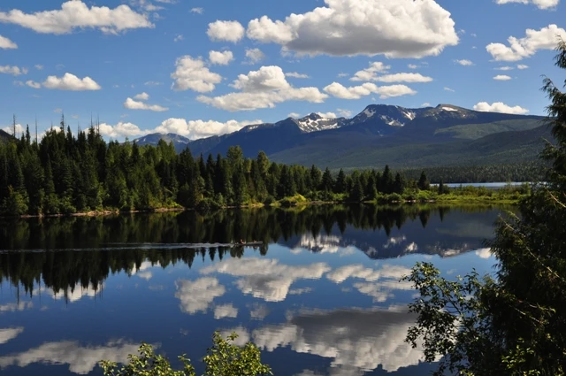 Photo: Recreation Sites and Trails BC. © Province of British Columbia, licensed under the Open Government Licence – British Columbia. Crooked Lake South, photo 9