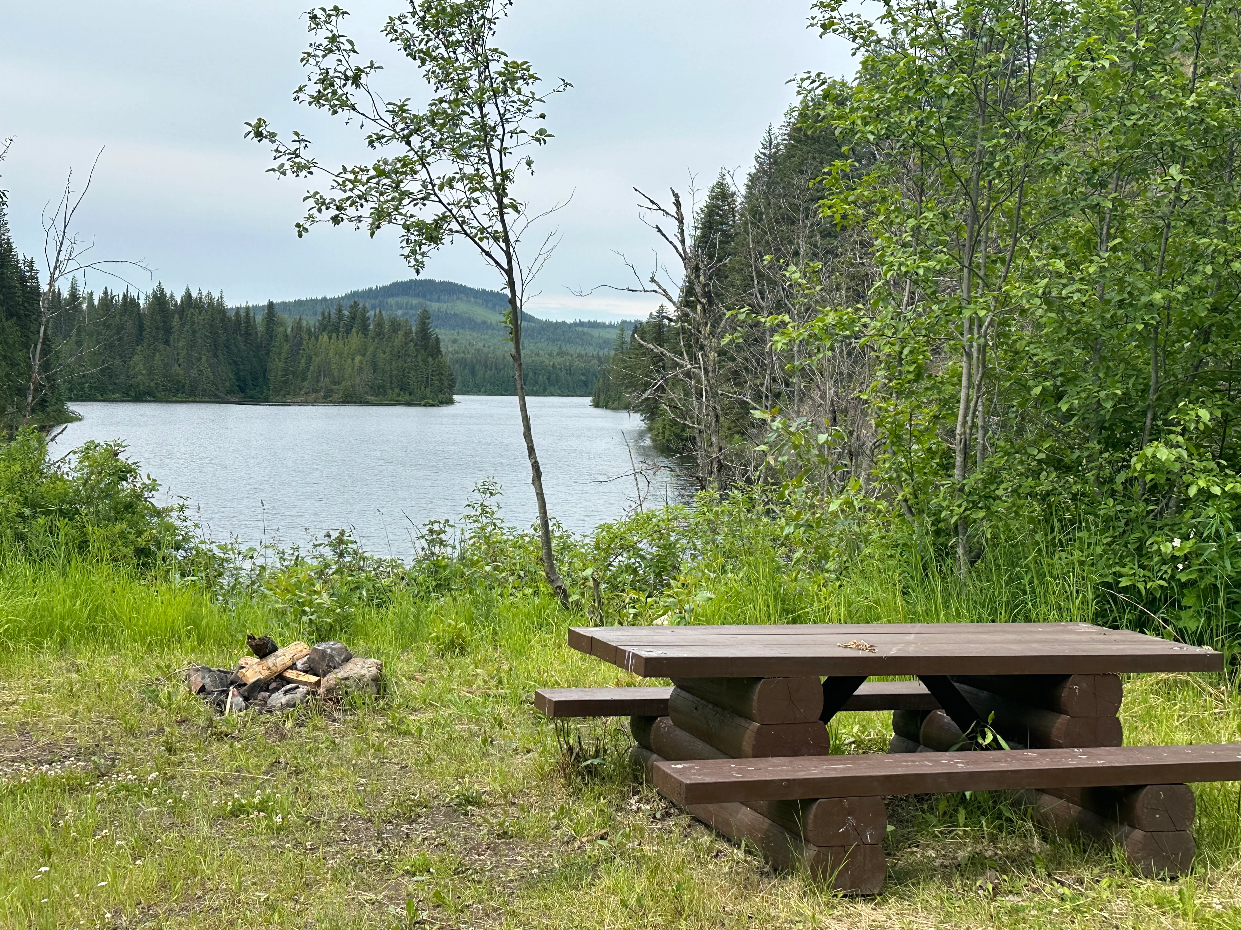 Photo: Recreation Sites and Trails BC. © Province of British Columbia, licensed under the Open Government Licence – British Columbia. Keno Lake, photo 4