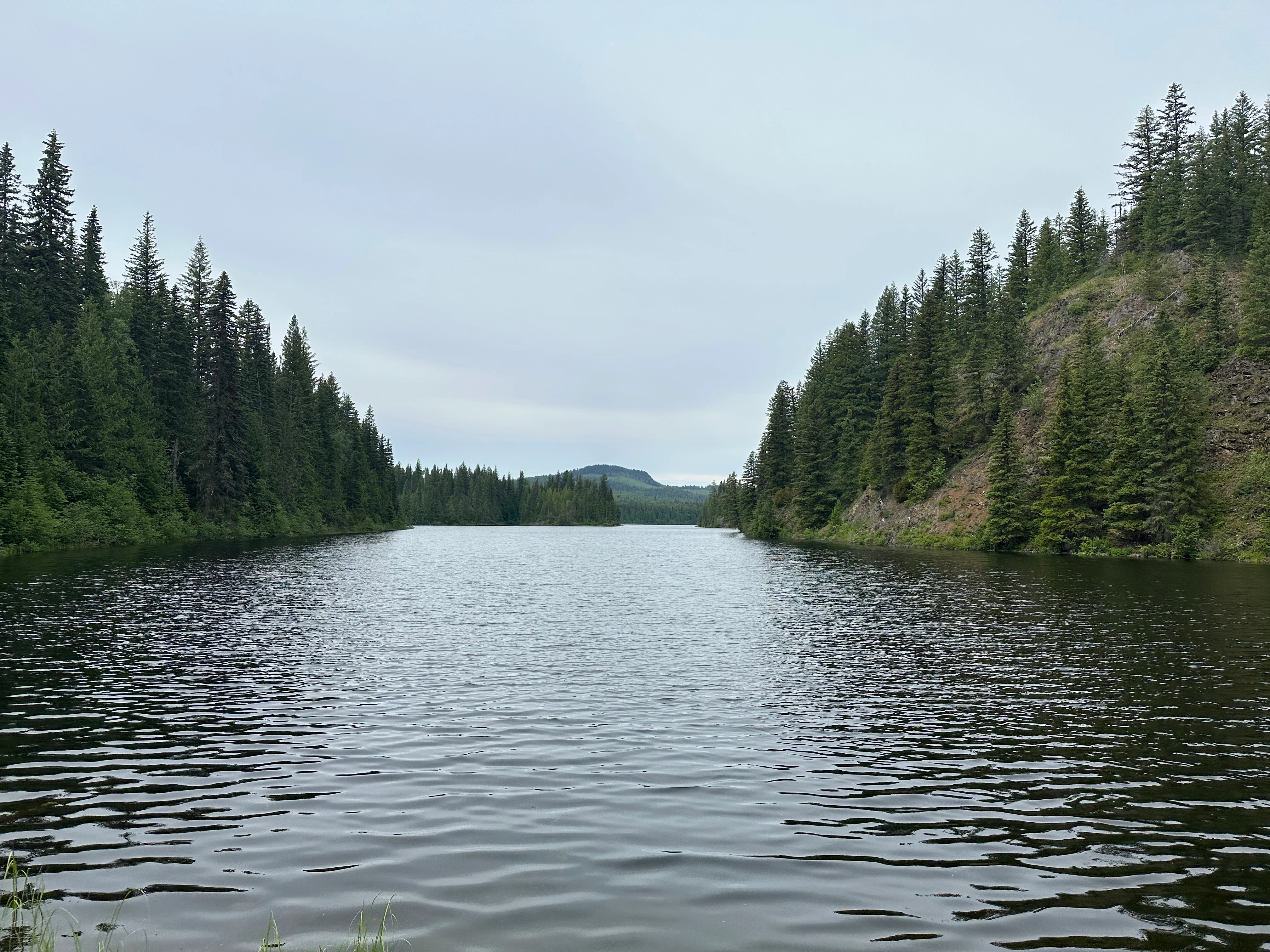 Photo: Recreation Sites and Trails BC. © Province of British Columbia, licensed under the Open Government Licence – British Columbia. Keno Lake, photo 3