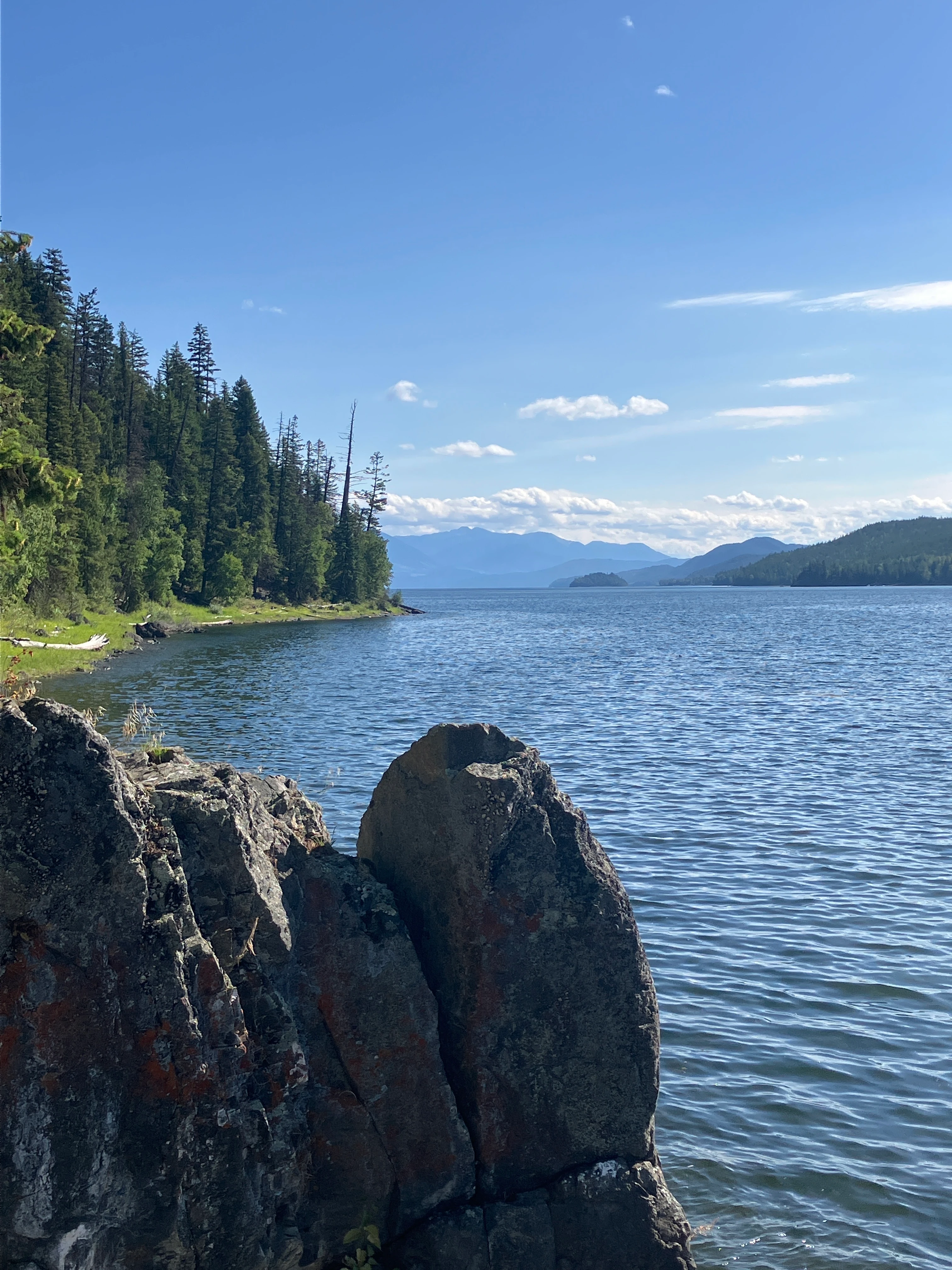Photo: Recreation Sites and Trails BC. © Province of British Columbia, licensed under the Open Government Licence – British Columbia. Horsefly Bay, photo 5