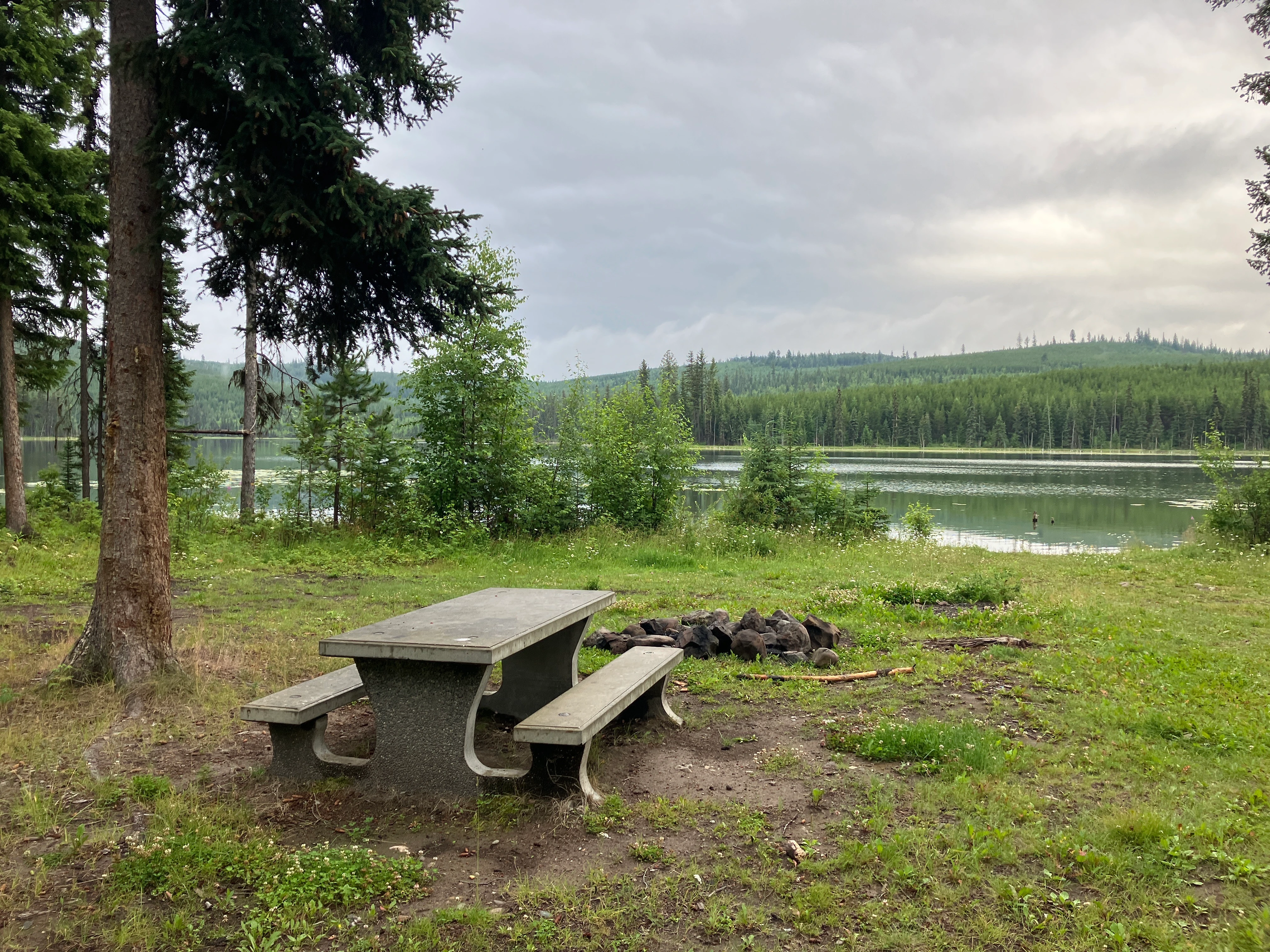 Photo: Recreation Sites and Trails BC. © Province of British Columbia, licensed under the Open Government Licence – British Columbia. Boot Lake, photo 4