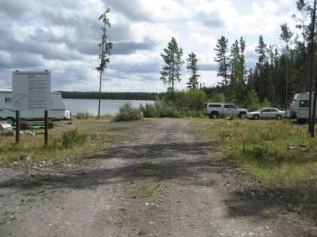 Photo: Recreation Sites and Trails BC. © Province of British Columbia, licensed under the Open Government Licence – British Columbia. Raven Lake, photo 2