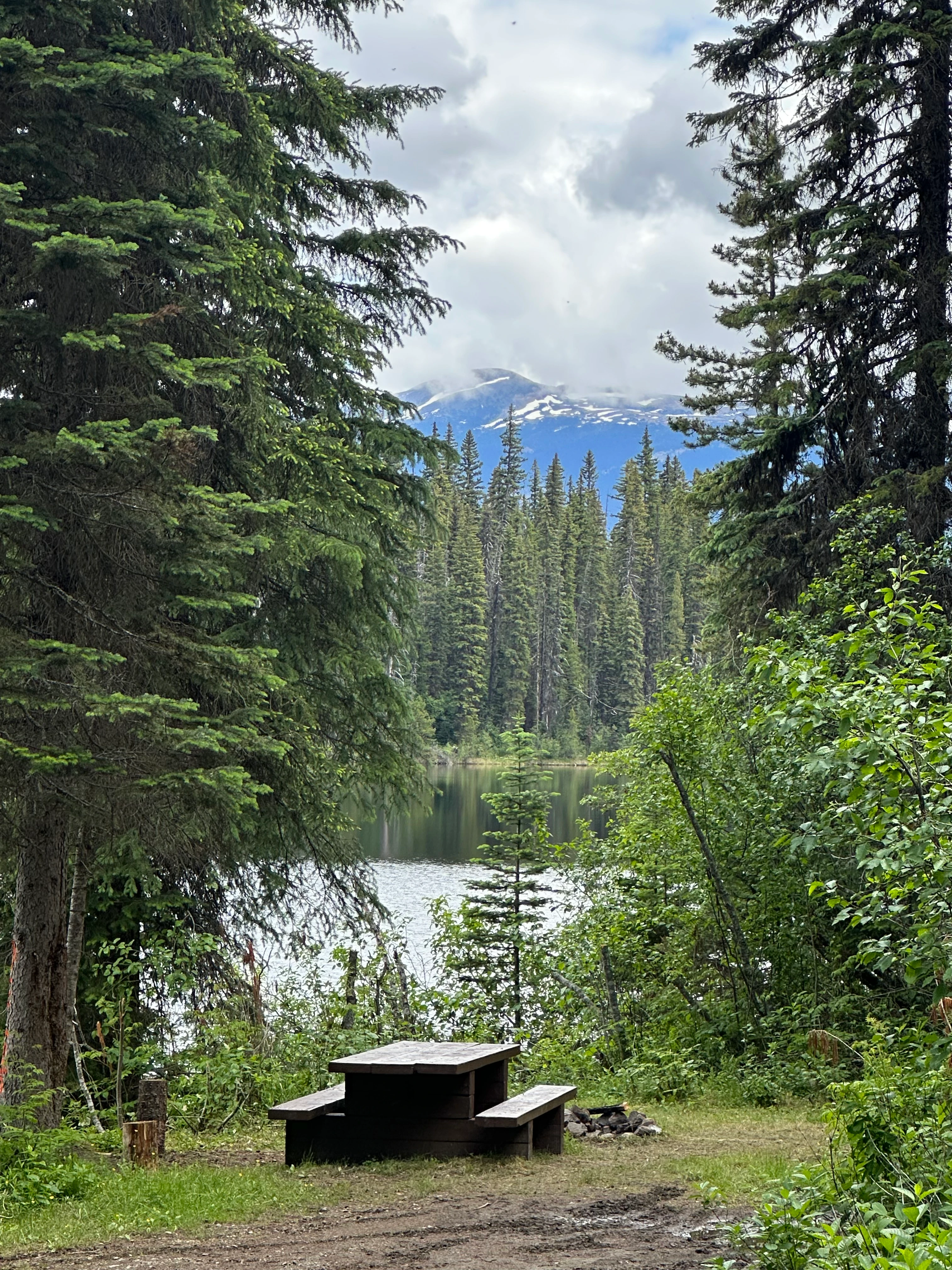 Photo: Recreation Sites and Trails BC. © Province of British Columbia, licensed under the Open Government Licence – British Columbia. Chisel Lake, photo 3