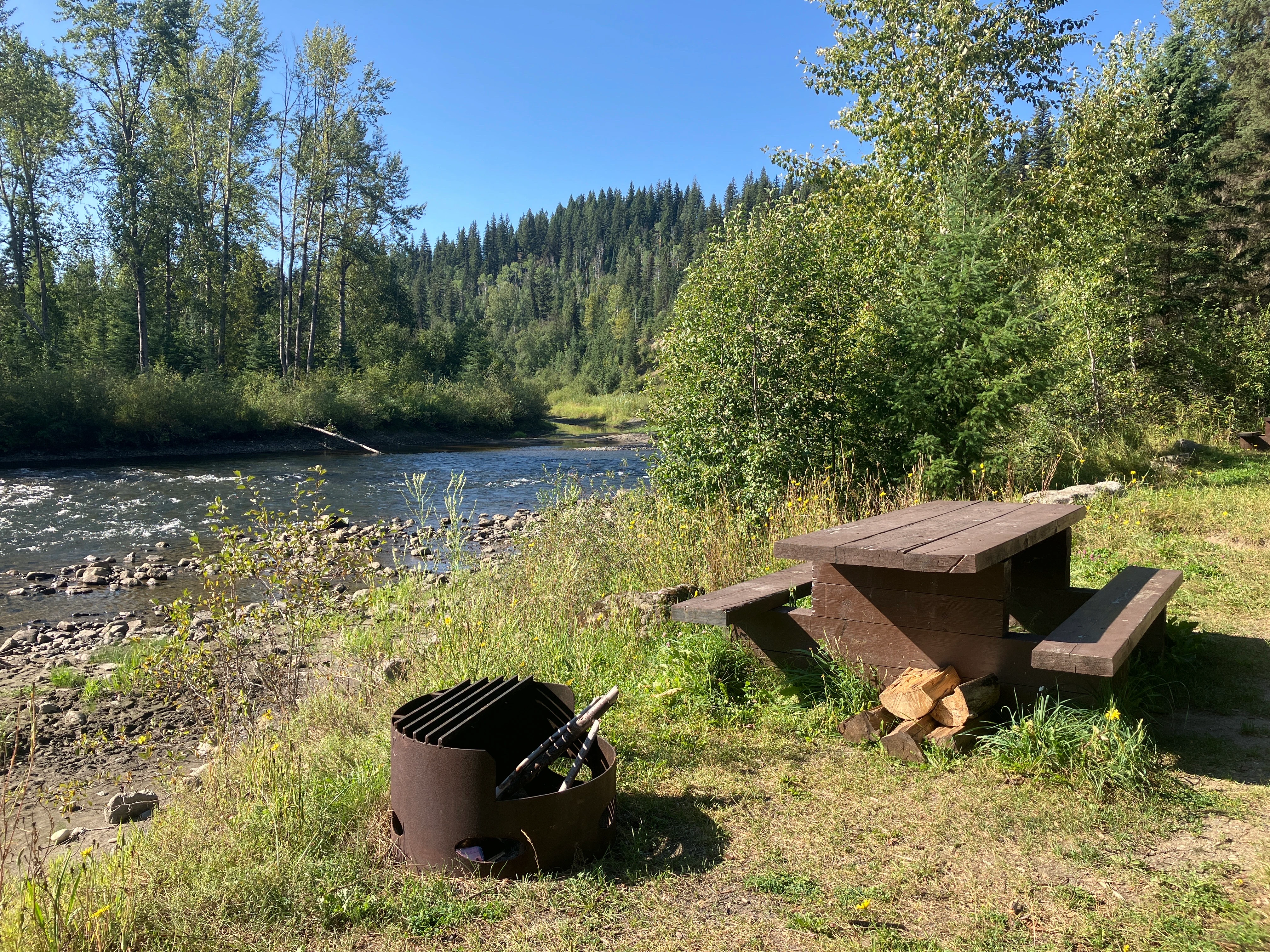 Photo: Recreation Sites and Trails BC. © Province of British Columbia, licensed under the Open Government Licence – British Columbia. Horsefly River Flats, photo 4
