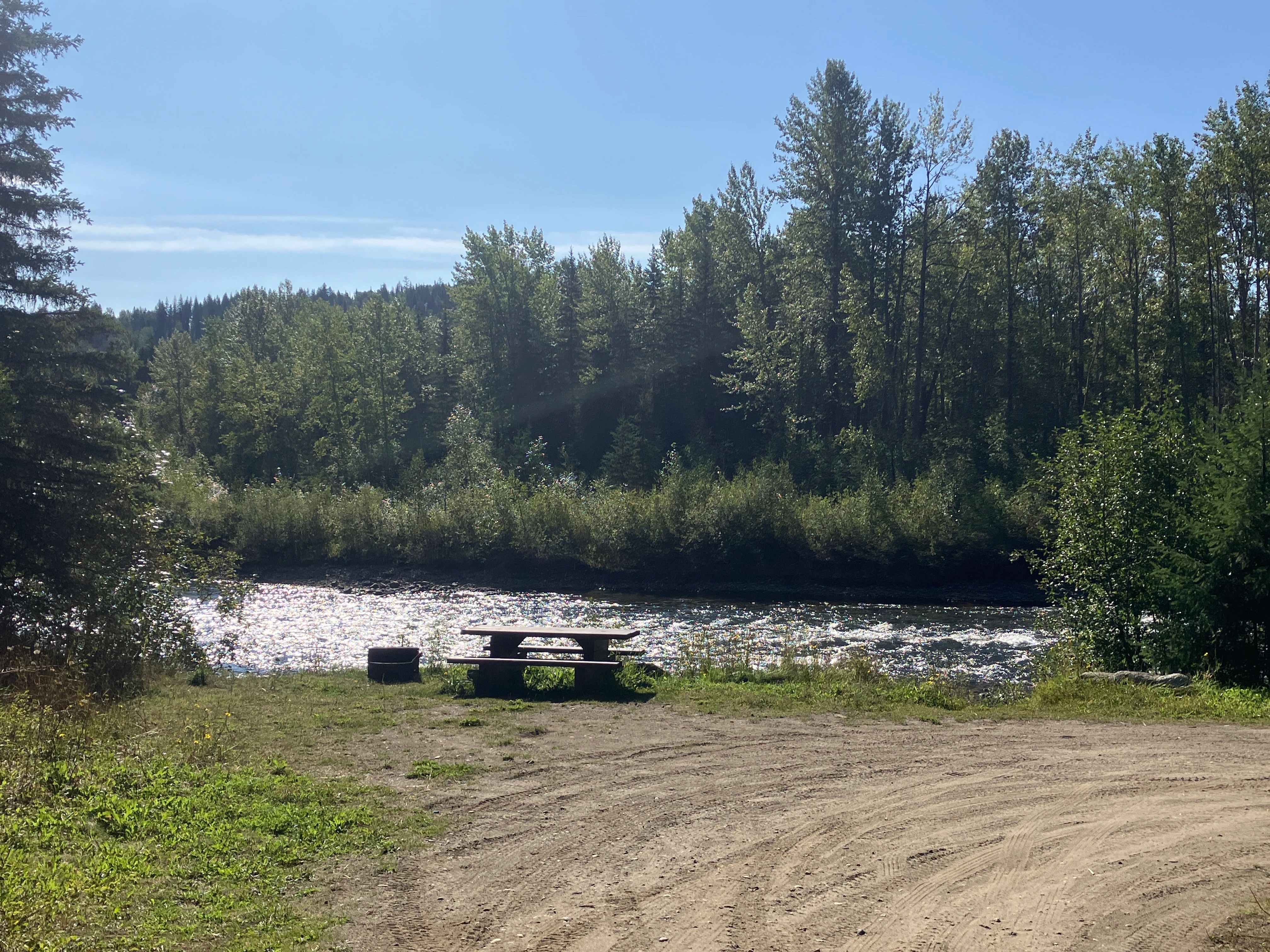 Photo: Recreation Sites and Trails BC. © Province of British Columbia, licensed under the Open Government Licence – British Columbia. Horsefly River Flats, photo 9