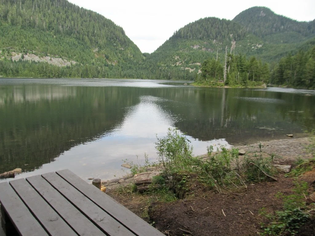 Photo: Recreation Sites and Trails BC. © Province of British Columbia, licensed under the Open Government Licence – British Columbia. Kenyon Lake