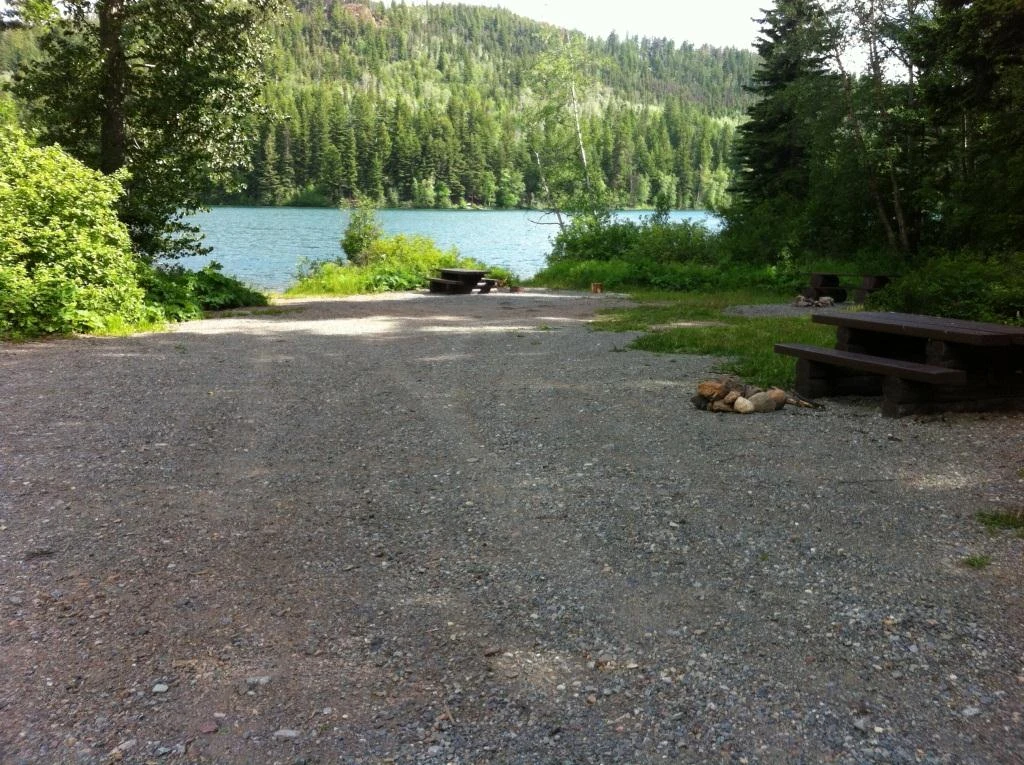 Photo: Recreation Sites and Trails BC. © Province of British Columbia, licensed under the Open Government Licence – British Columbia. Friburg